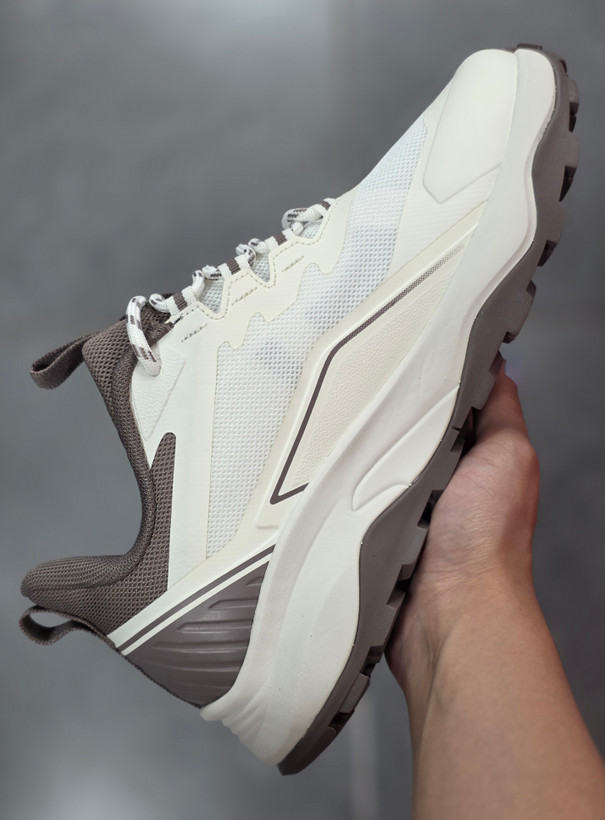 کتونی زنانه اورجینال ویکو | طراحی با تمرکز بر تجربه راحتتر هنگام حرکت